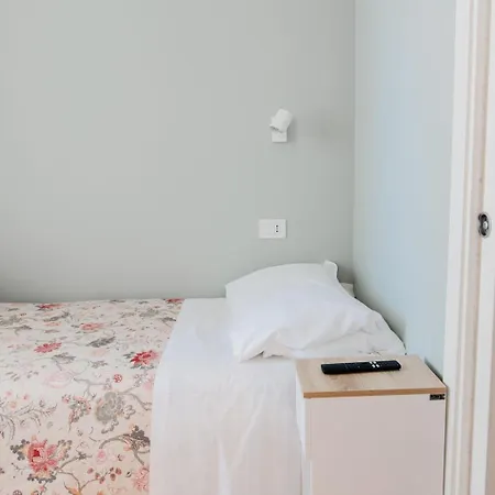 A Casa Di Lu Na 3 Pensjonat