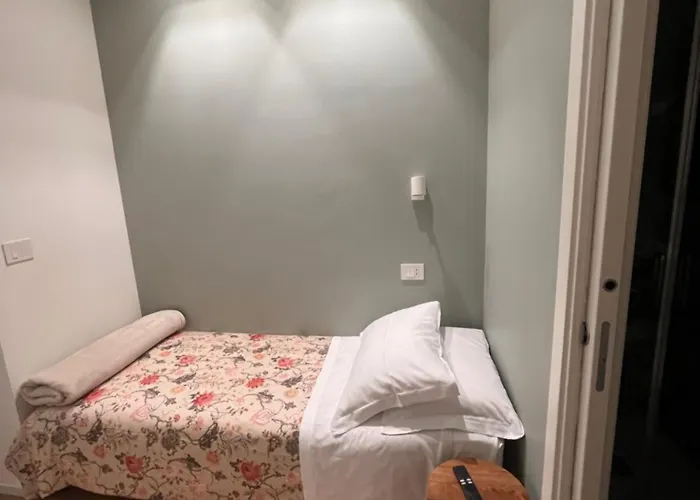 게스트하우스 A Casa Di Lu Na 3 3*