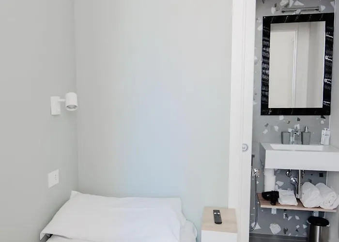 게스트하우스 A Casa Di Lu Na 3 3*